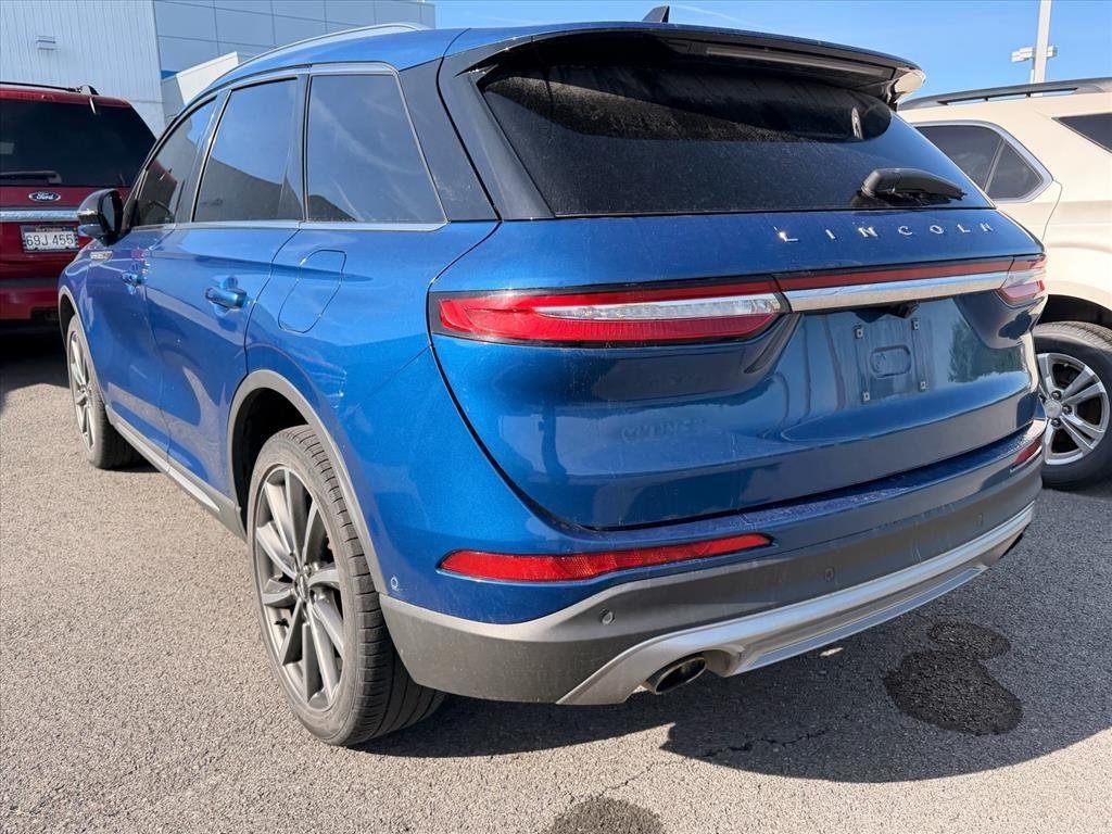 Used 2020 Artisan Blue Lincoln Reserve image 4