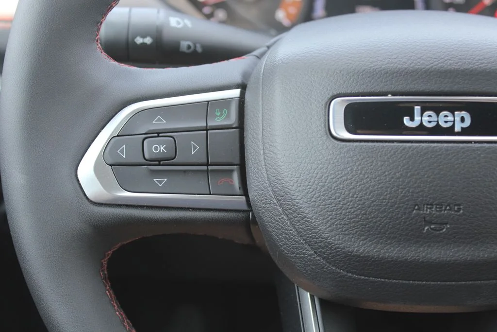 2026 Jeep Compass Trailhawk - Photo 18