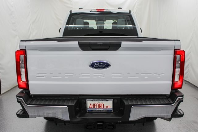 2026 Ford F-250 Super Duty XL - Photo 8
