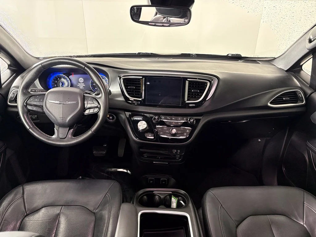 Used 2020 Black Chrysler Touring L Plus image 37