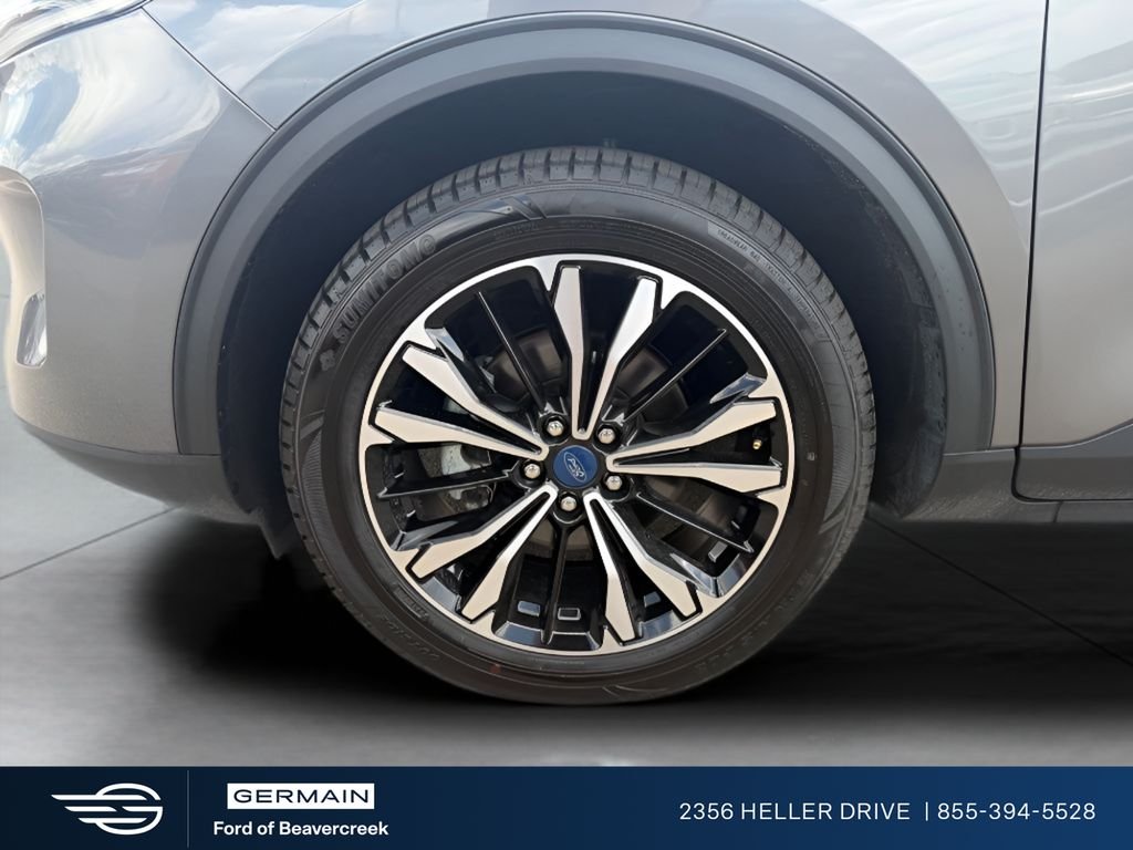 Used 2022 Gray Metallic Ford SEL image 29