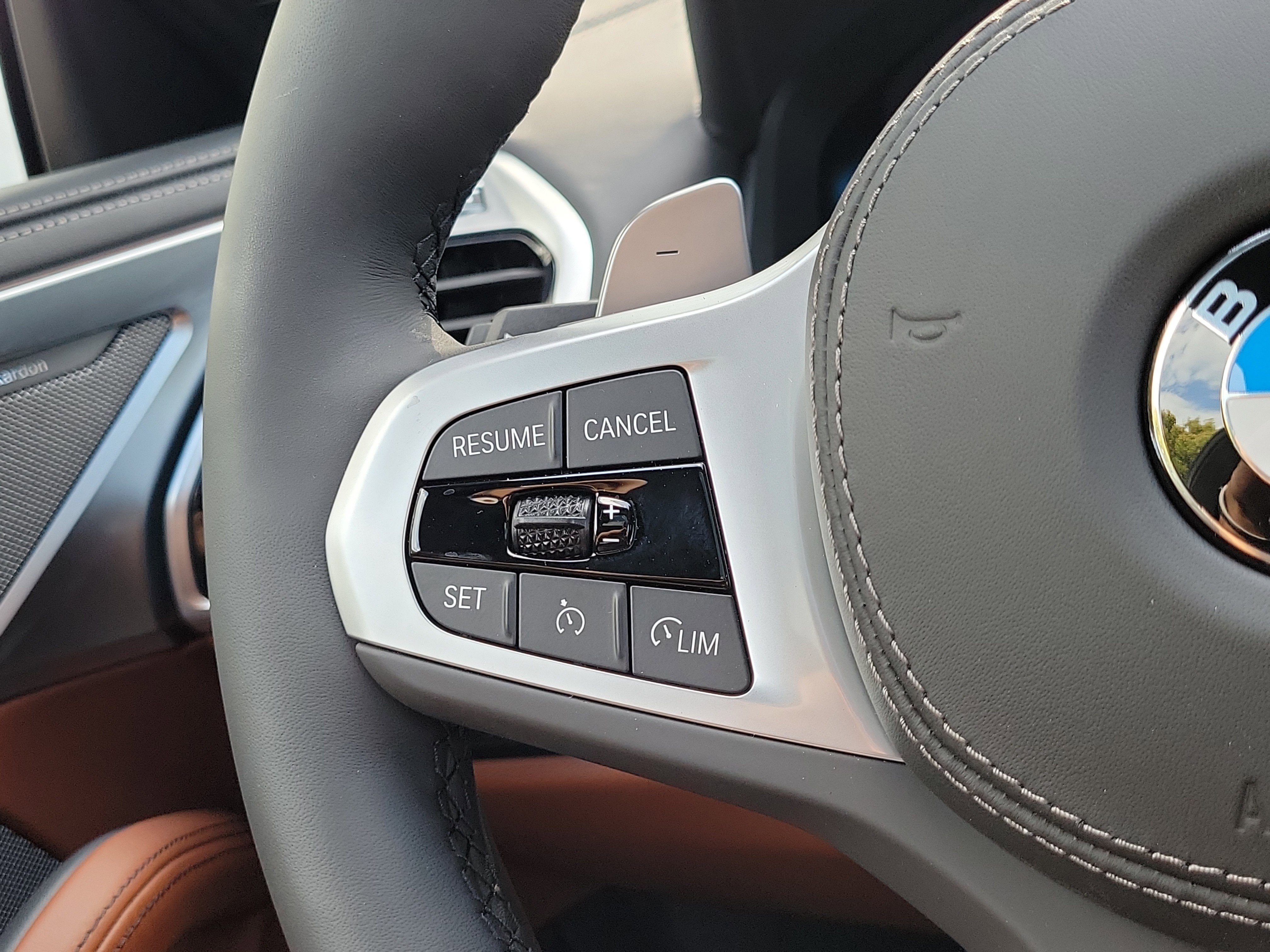 New 2026 Mineral White Metallic BMW 840i image 25