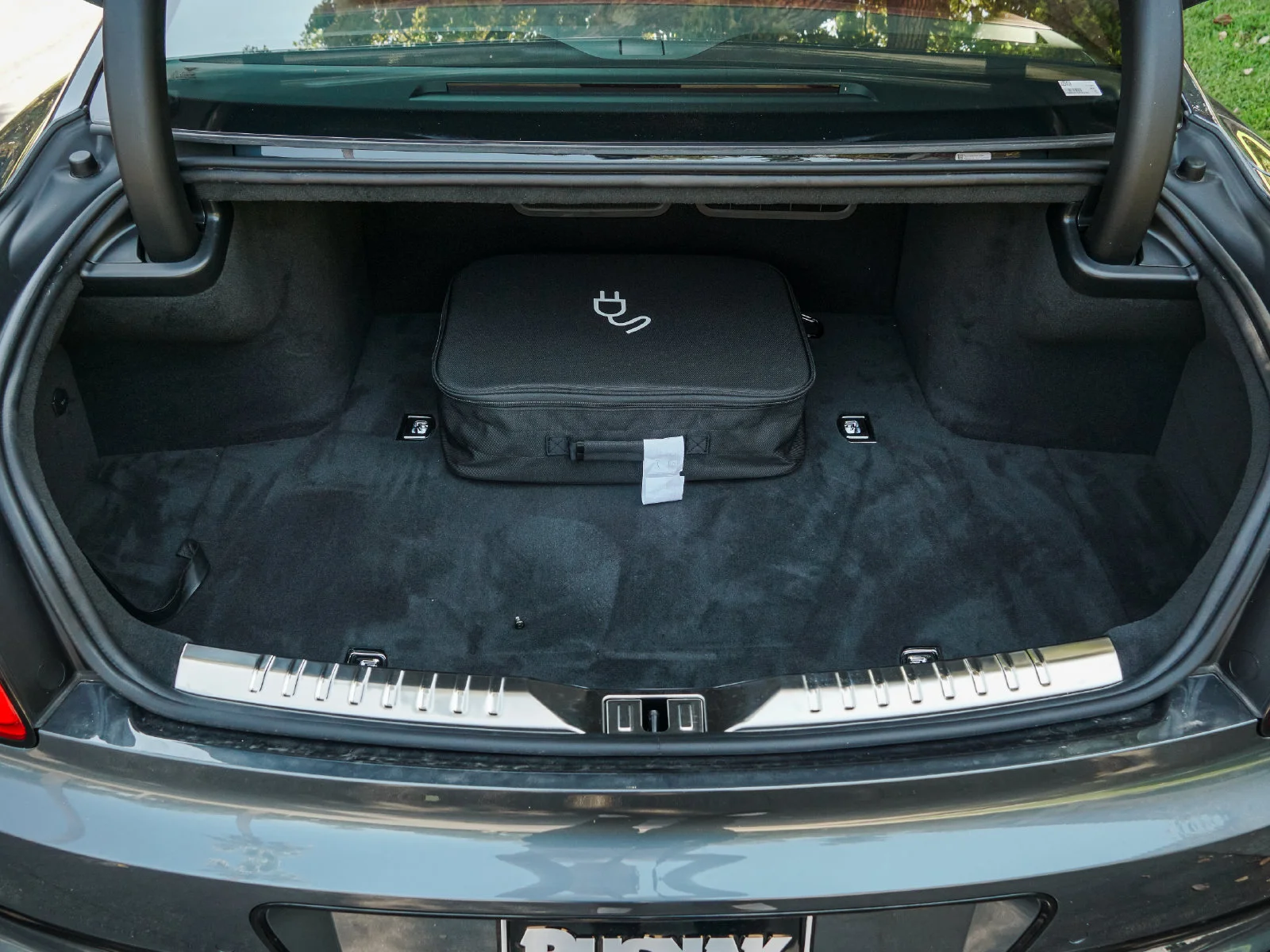 2025 Bentley Flying Spur - Photo 31