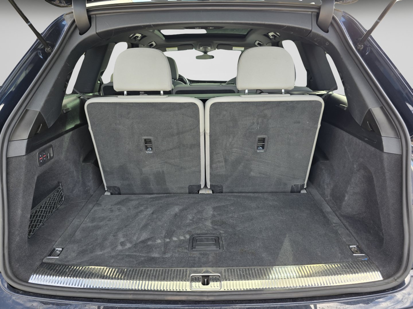 Used 2023 Blue Metallic Audi Premium image 28