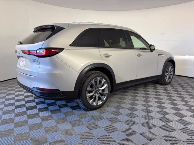 New 2026 Platinum Quartz Metallic Mazda 3.3 Turbo Preferred AWD image 7