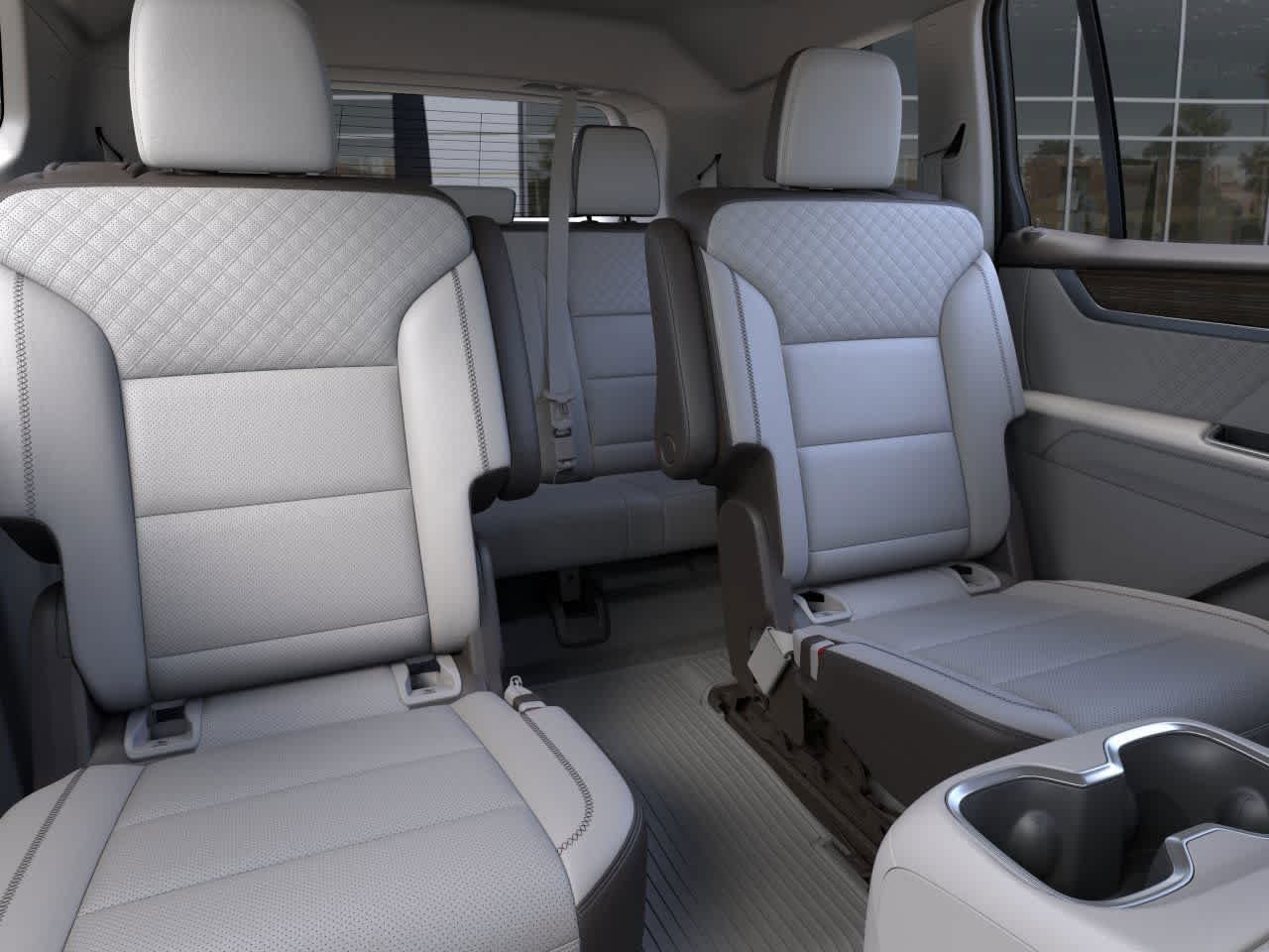 2026 GMC Acadia Denali - Photo 17