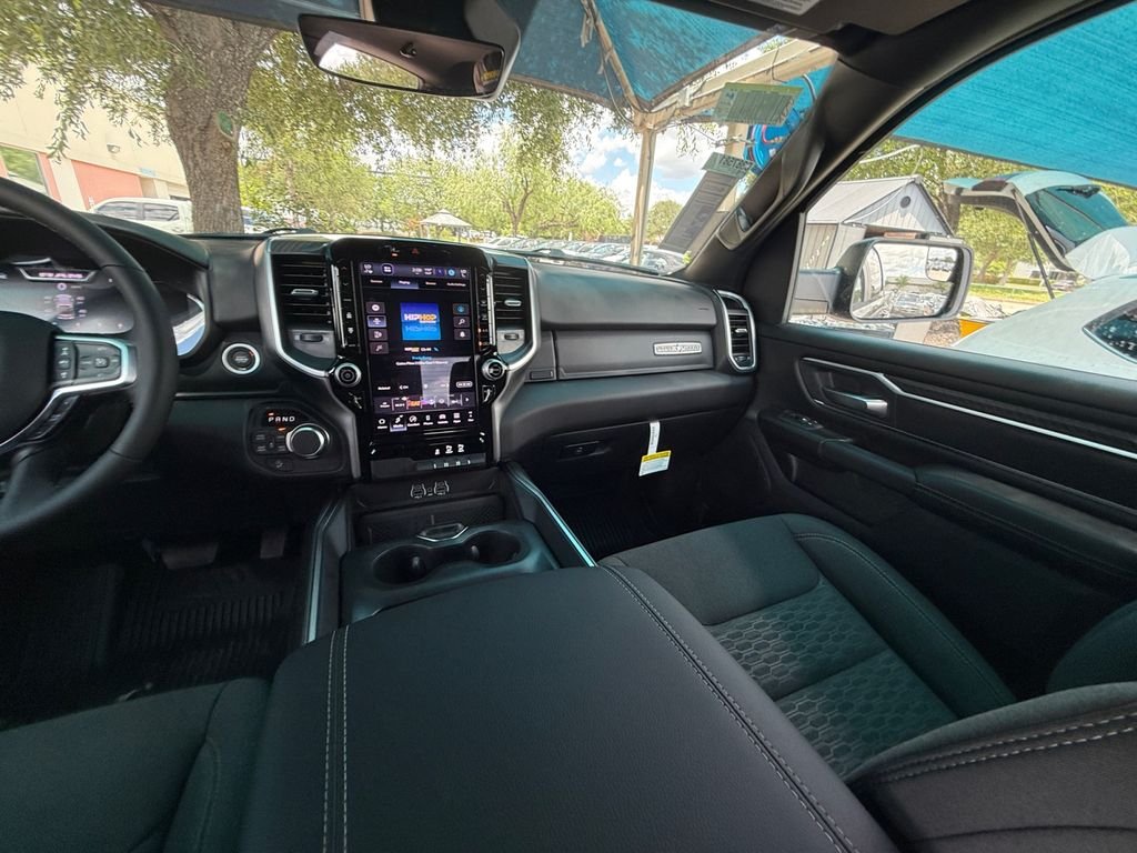 New 2026 Granite Crystal Metallic Clear-Coat Exterior Paint RAM Big Horn/Lone Star image 15