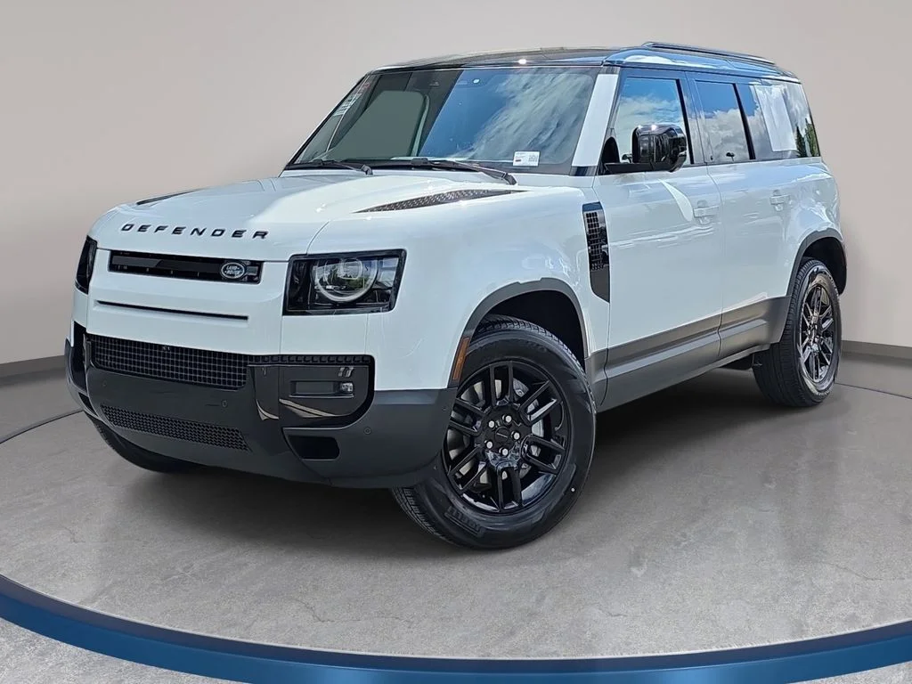 New 2026 Fuji White LAND ROVER S image 1
