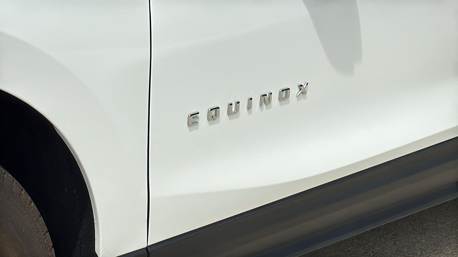 Used 2022 White Chevrolet LT image 6