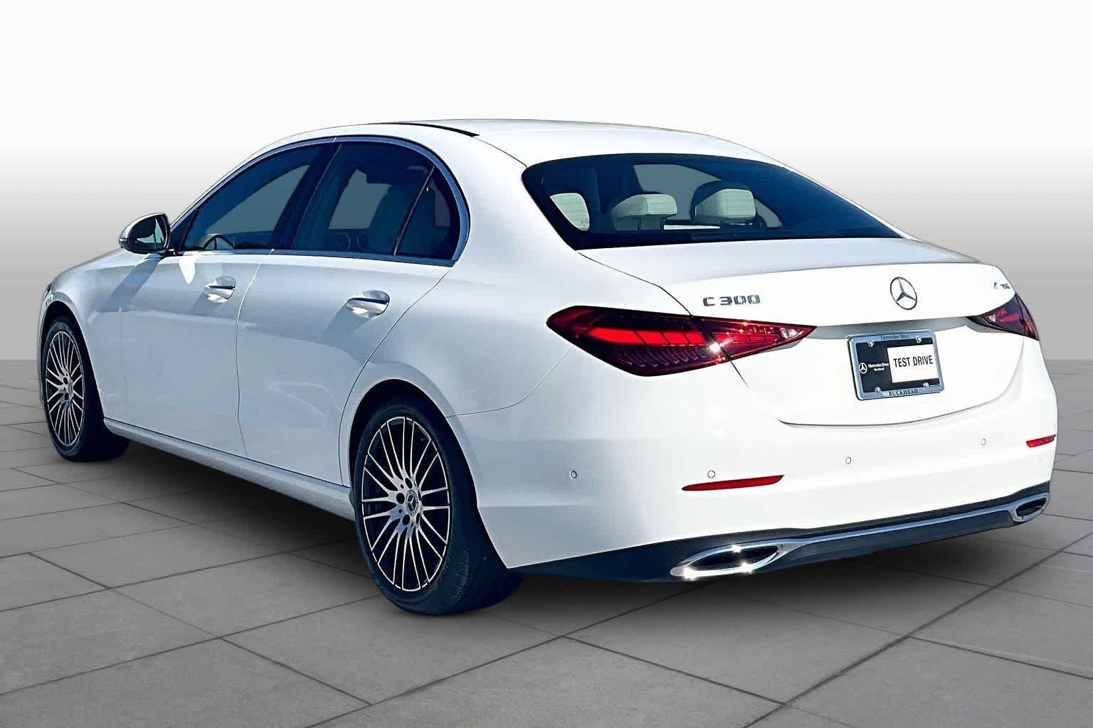2025 Mercedes-Benz C-Class Sedan C 300 - Photo 12