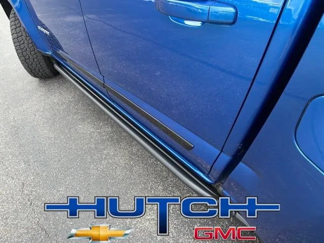 Used 2020 KINETIC BLUE METALLIC Chevrolet 4WD Z71 image 21