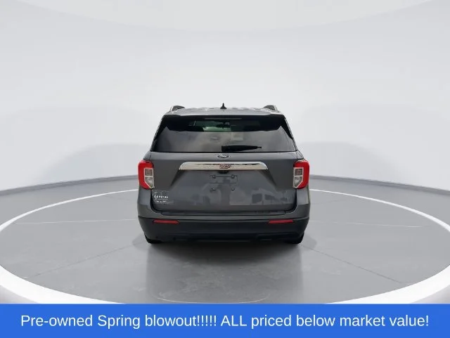Used 2023 Gray Ford XLT image 7
