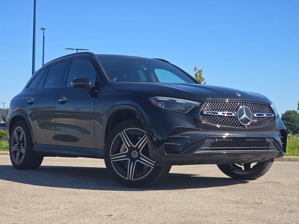 2023 Mercedes-Benz GLC GLC 300 4MATIC's photo