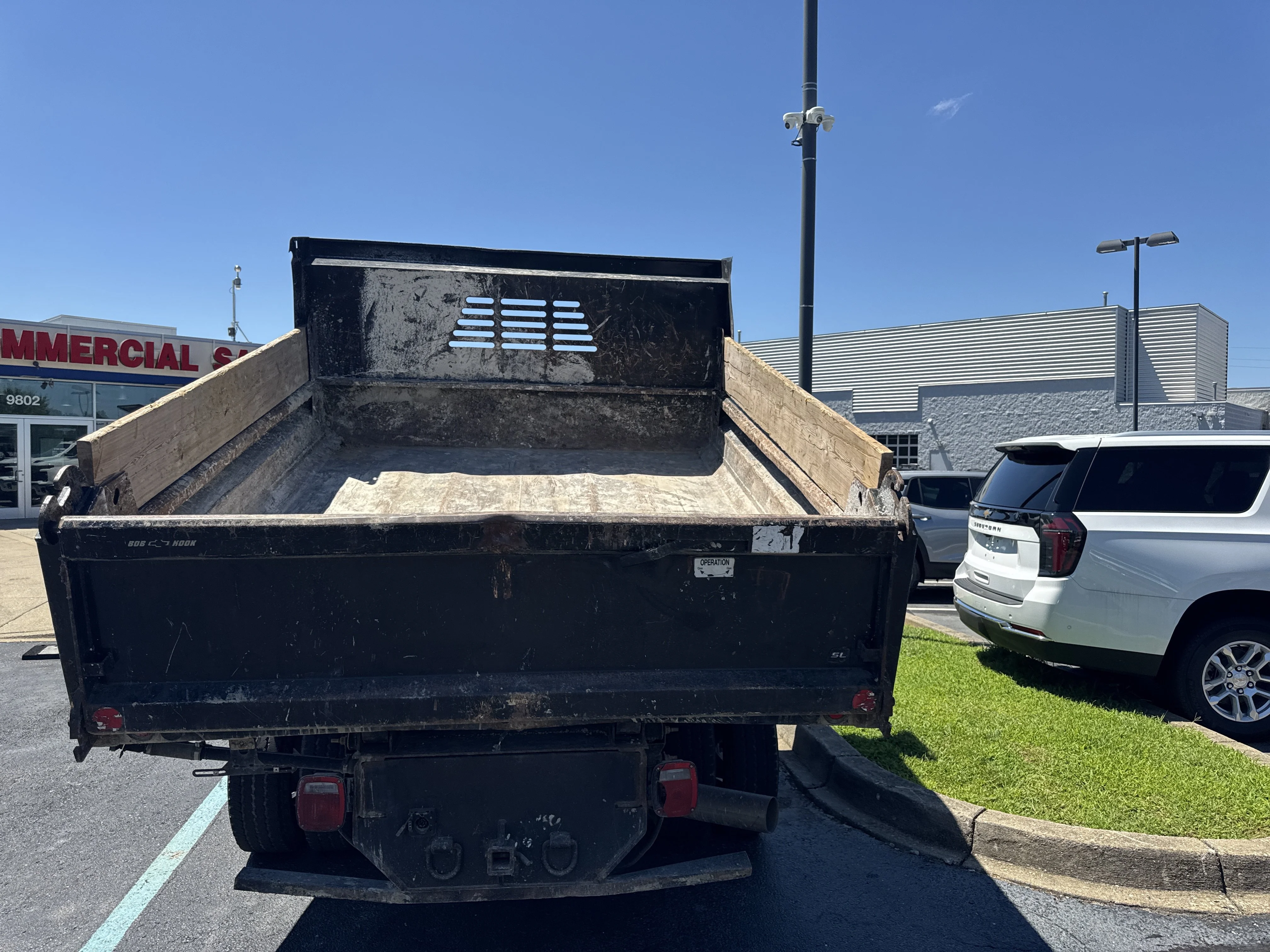 Used 2019 Summit White Chevrolet WT image 22