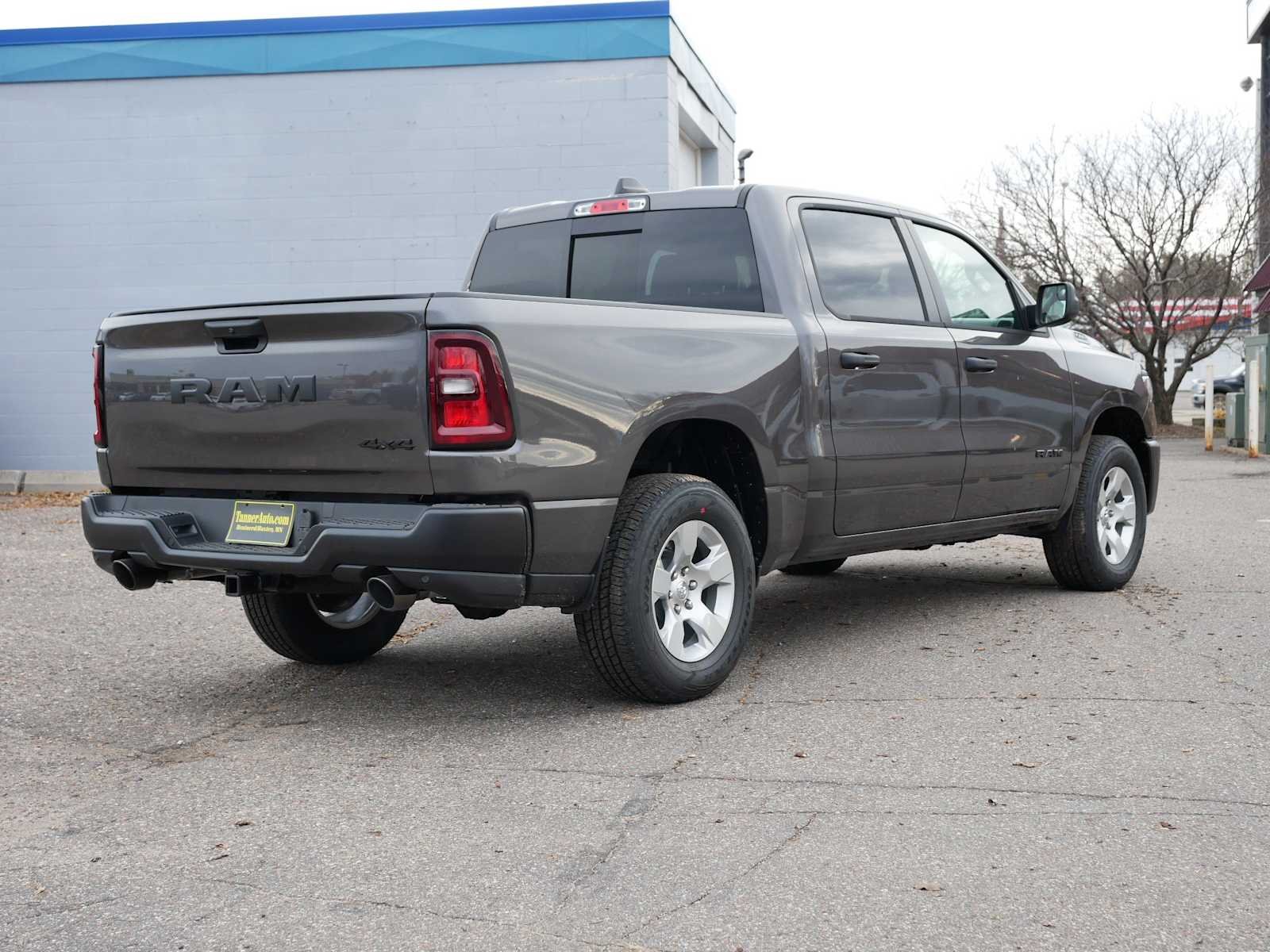 New 2026 Granite Crystal Metallic Clearcoat RAM Tradesman image 7
