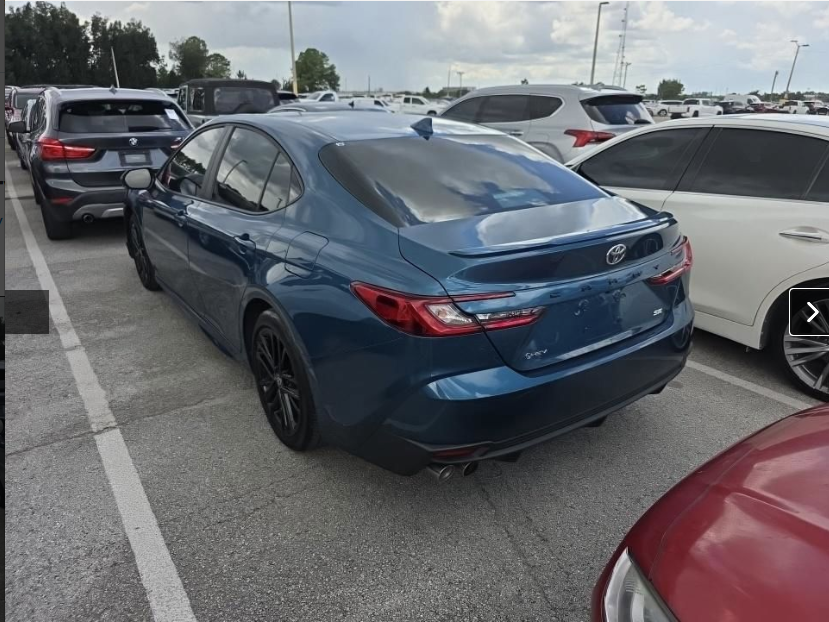 Used 2025  Toyota SE image 2