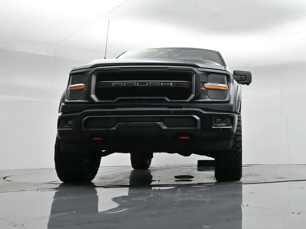 New 2025 Antimatter Blue Metallic Ford XLT image 49