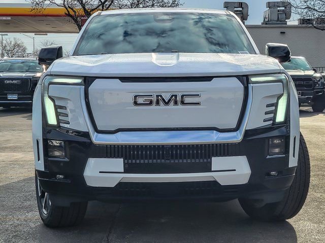 New 2025 Summit White GMC Extended Range Denali image 4