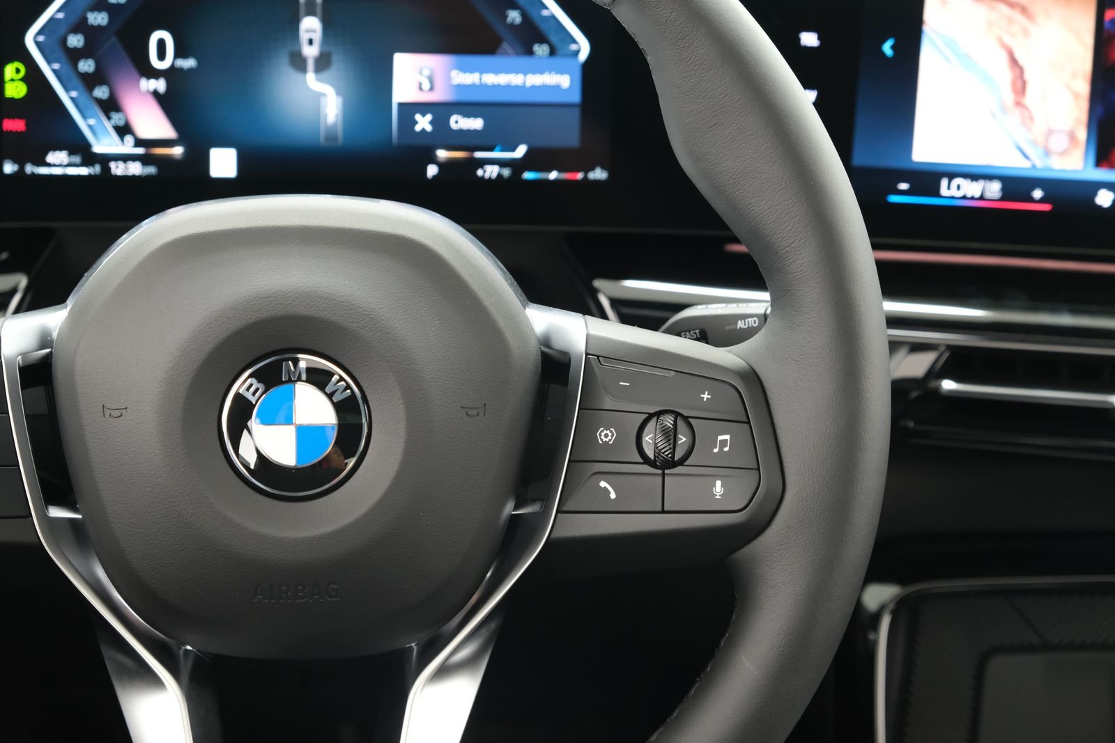 New 2027 Mineral White Metallic BMW xDrive28i image 14