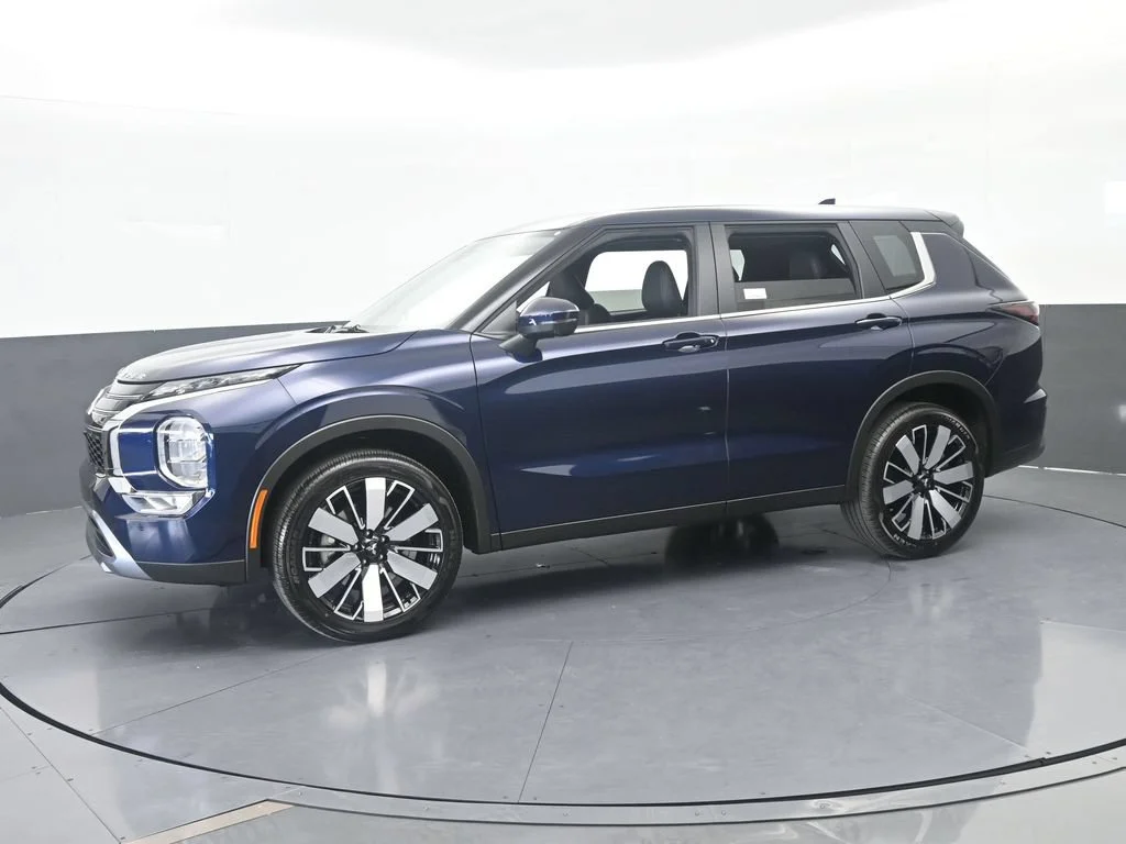 New 2026 Blue Metallic Mitsubishi SE 1.5T 2WD image 2