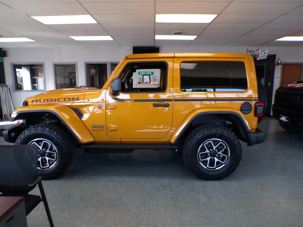 New 2026 Goldilocks Exterior Paint Jeep Rubicon X image 8