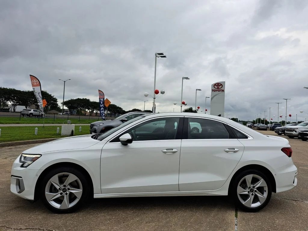 Used 2024 White Audi  image 8