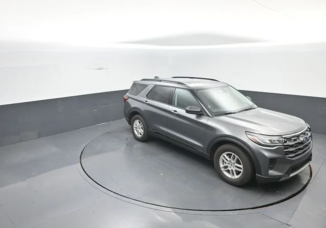 New 2026 Carbonized Gray Metallic Ford Active image 24