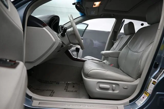 Used 2011 Blue Toyota Limited image 16