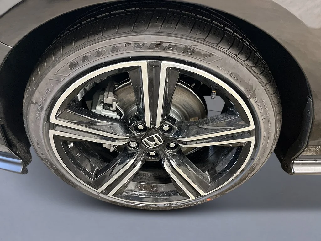 New 2026 Crystal Black Pearl Honda Sport 2.0 image 11