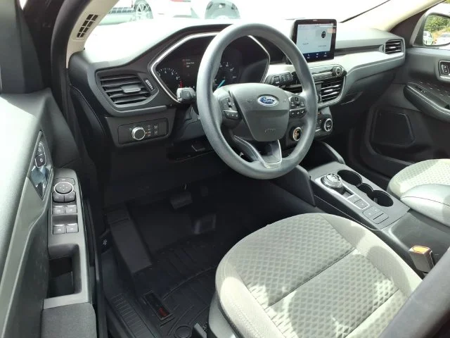 Used 2020 Black Ford SE image 19