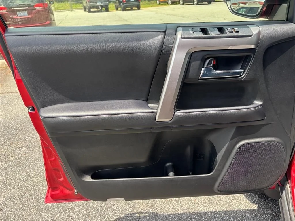 Used 2021 Red Toyota SR5 image 9