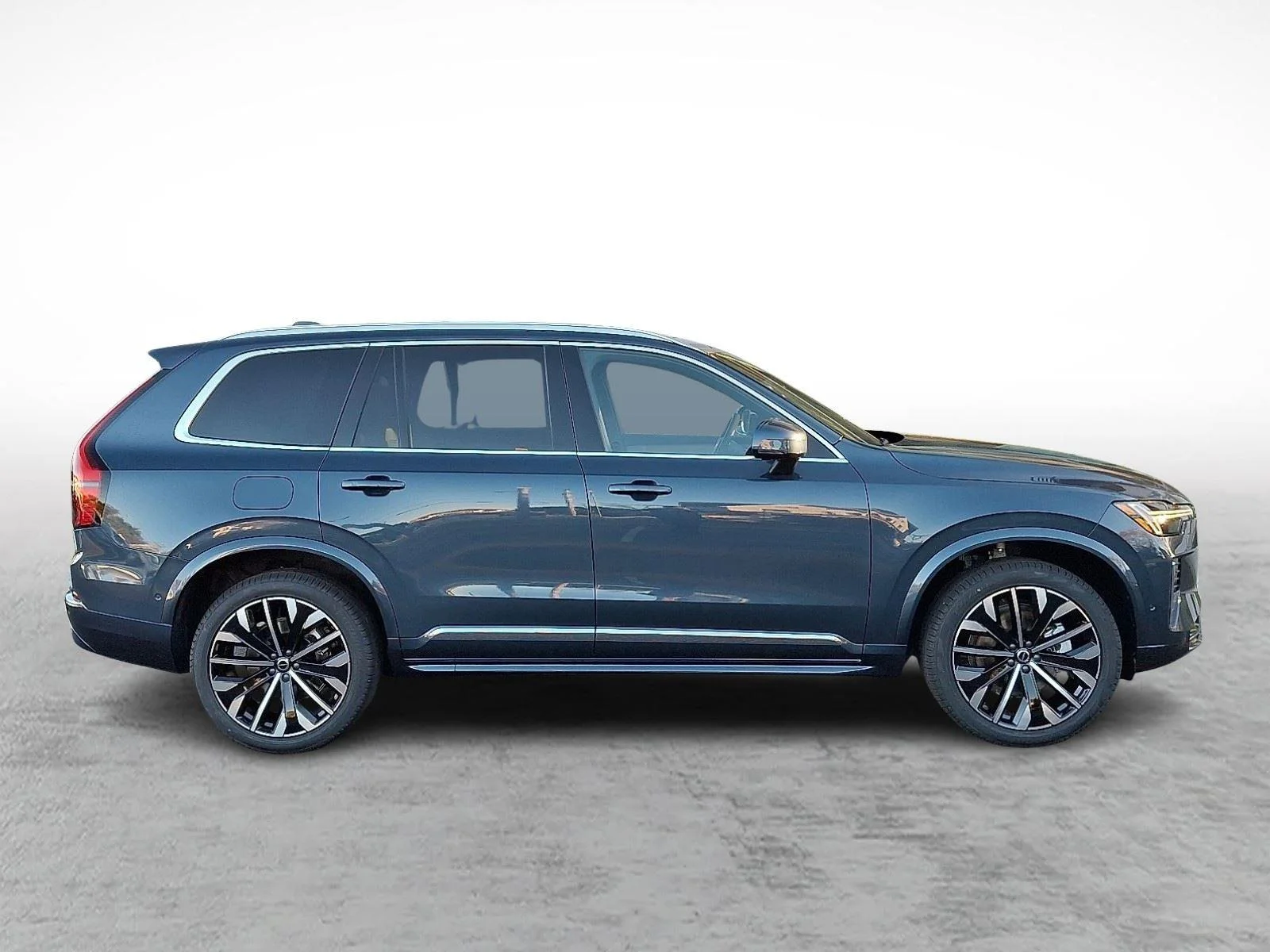 Used 2026 Denim Blue Metallic Volvo Plus image 7