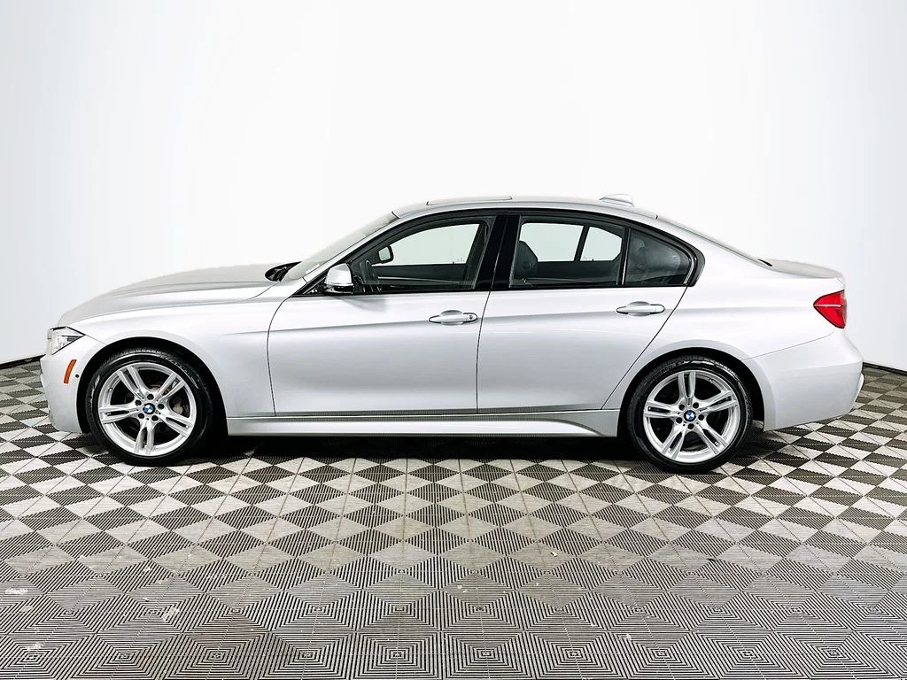 Used 2017 Glacier Silver Metallic BMW 340i xDrive image 8
