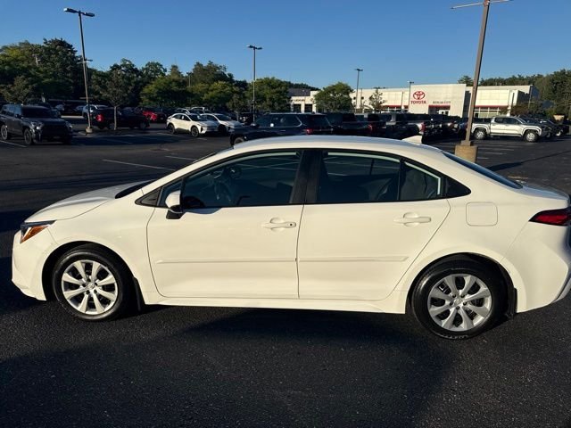 Certified Used 2024 Ice Toyota LE image 7