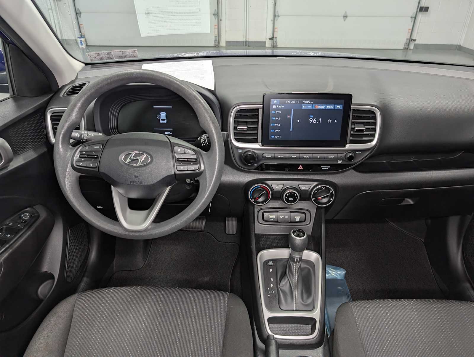 Used 2023 Intense Blue Hyundai SE image 17