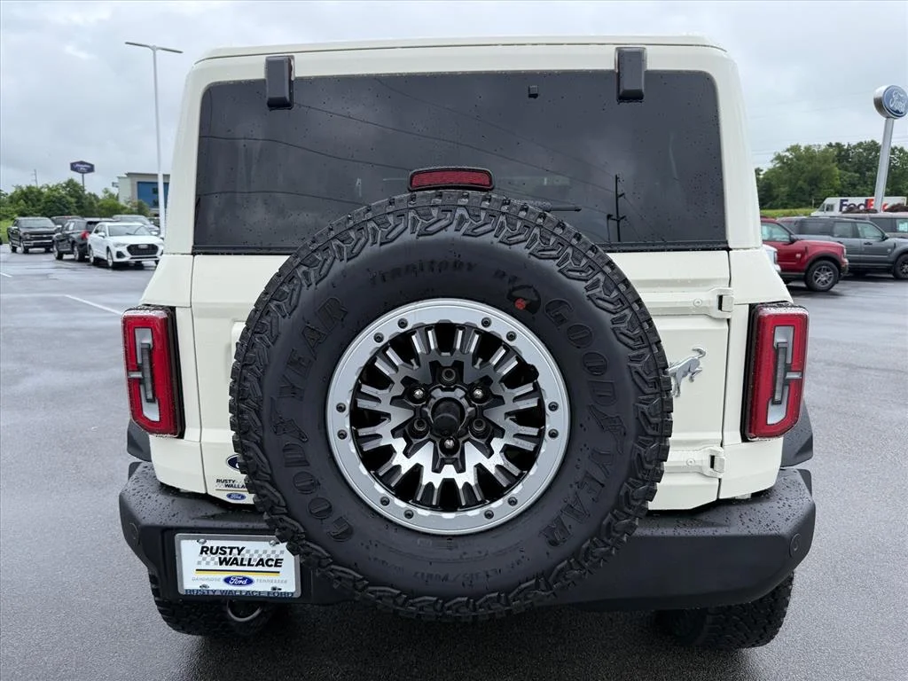 New 2026 Wimbledon White Ford Outer Banks® image 5
