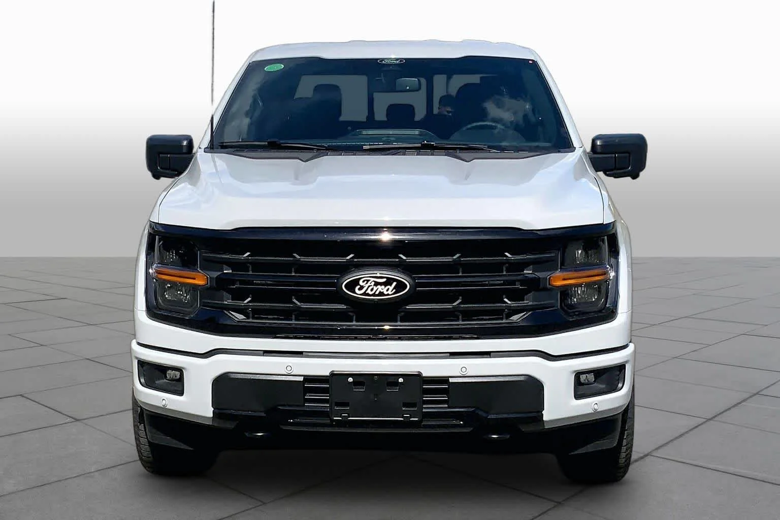 New 2026 Avalanche Ford XLT image 2