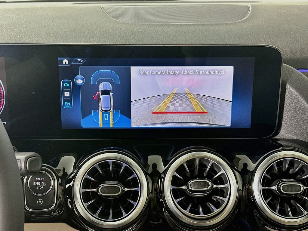 Used 2026 Gray Mercedes-Benz GLA 250 image 13