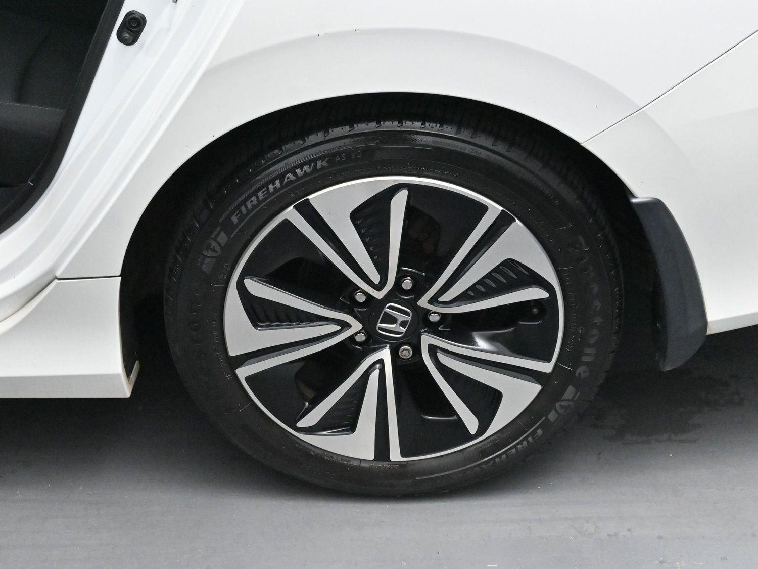 Used 2016 White Orchid Pearl Honda EX-T image 24