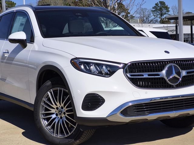 New 2026 Polar White Mercedes-Benz GLC 300 image 7