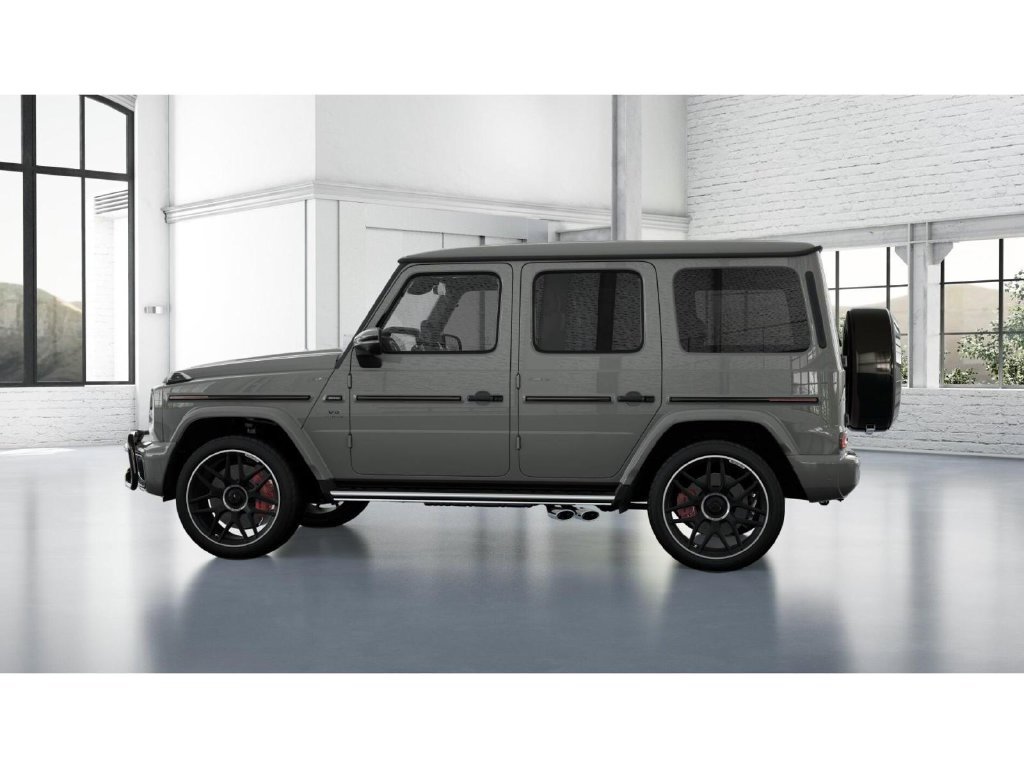 New 2027 MANUFAKTUR Arabian Grey Non- Metallic Mercedes-AMG AMG® G 63 SUV image 32