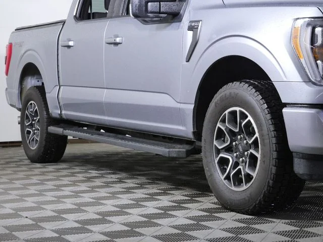 Used 2022 Silver Ford XLT image 2
