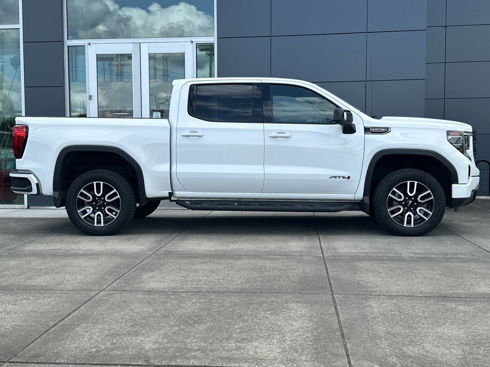 Used 2022 Summit White GMC AT4 image 1