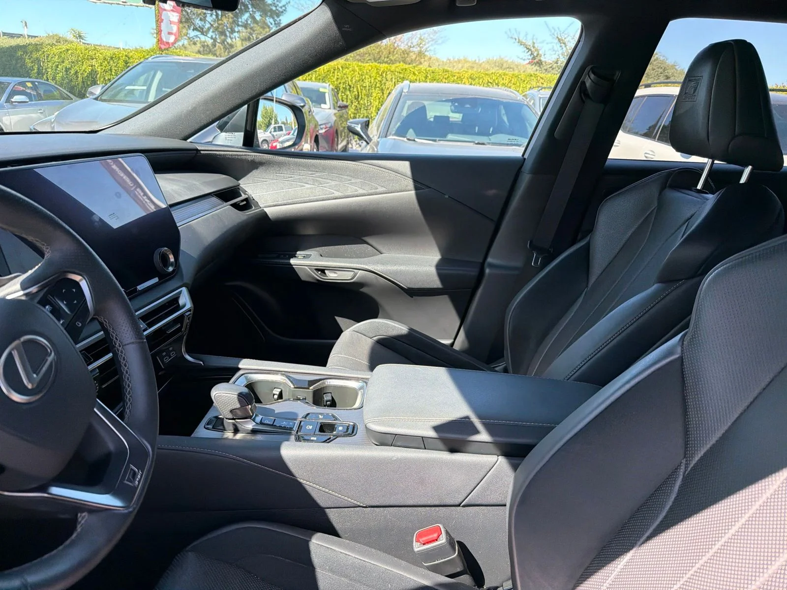 Used 2023 Iridium Lexus 500h F SPORT Performance image 7