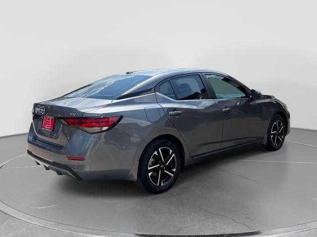 Used 2024 Gray Nissan SV image 4