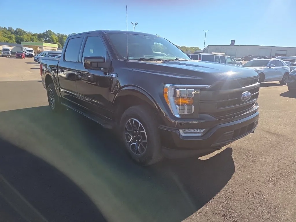 Used 2023 Black Ford Lariat image 1