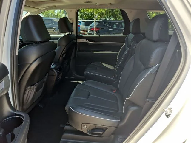 Used 2024 White Hyundai SEL image 25