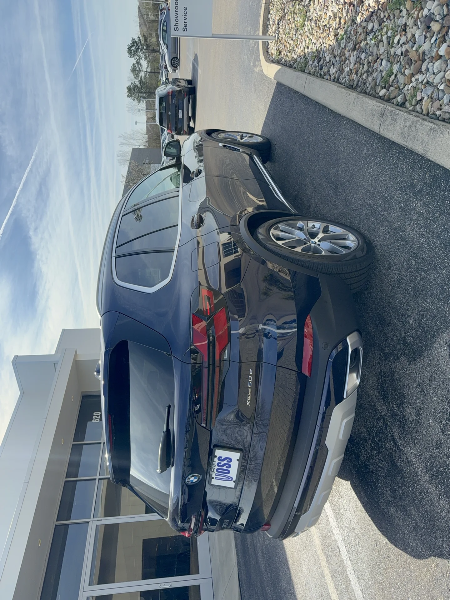 New 2026 Tanzanite Blue II Metallic BMW xDrive50e image 5