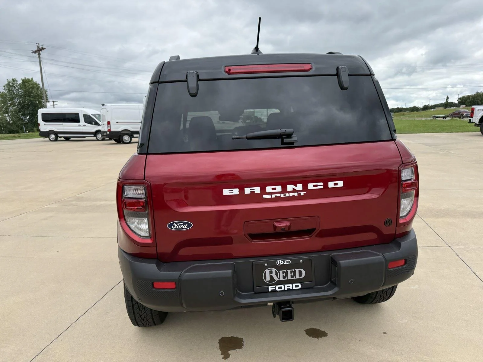 New 2026 Ruby Red Metallic Tinted Clearcoat Ford Badlands image 8