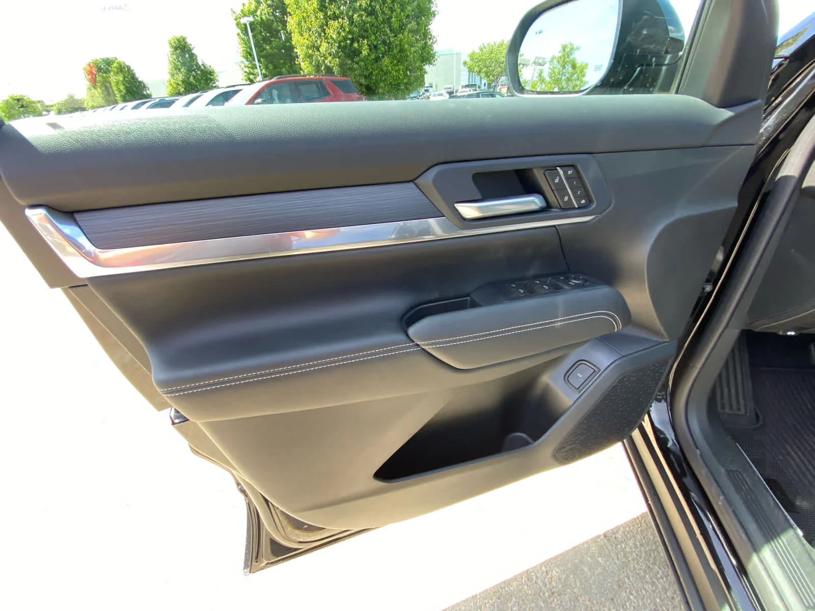New 2026 Ebony Twilight Metallic GMC Elevation image 6